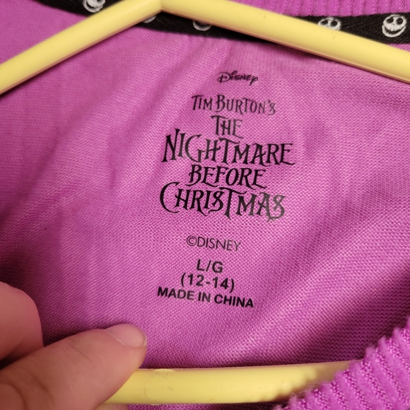 The Nightmare Before Christmas Disney/Tim Burton Lounge Top NWT - Picture 3 of 5